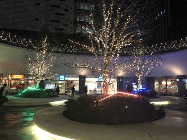 新宿イーストサイドスクエアのイルミネーションの写真3